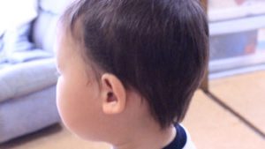 バリカンでもうじき２歳の息子の頭を刈ってみた